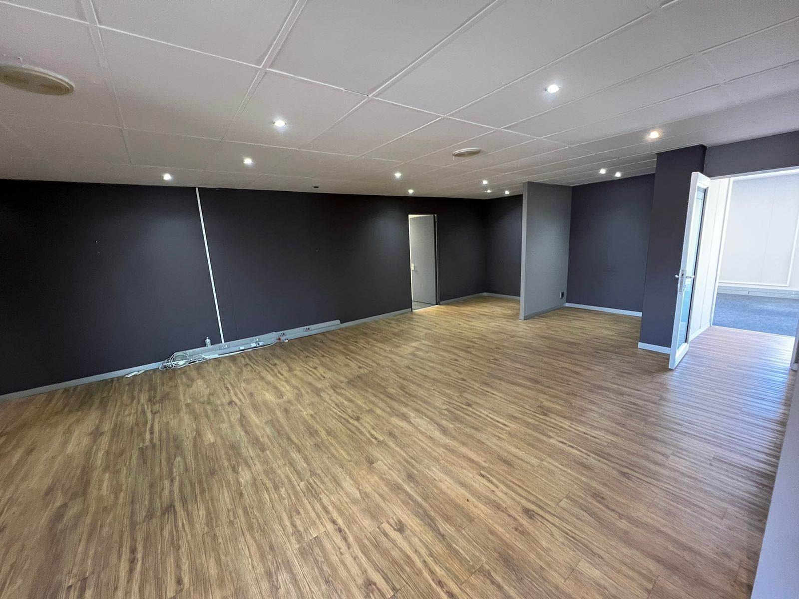 410  m² Commercial space in Tyger Valley photo number 18