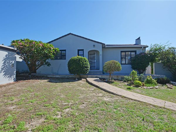 3 Bedroom House 3 Bedroom House