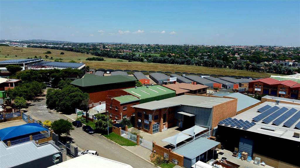 731  m² Industrial space in Edenvale photo number 1