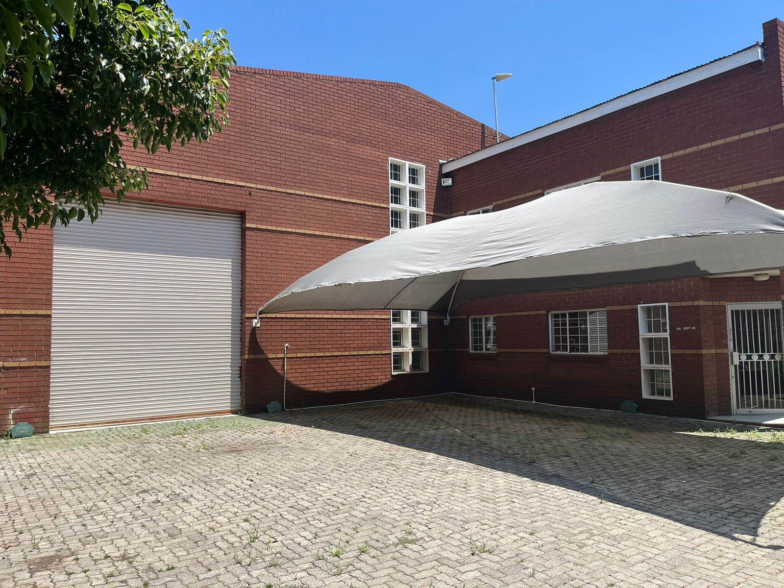 731  m² Industrial space in Edenvale photo number 2