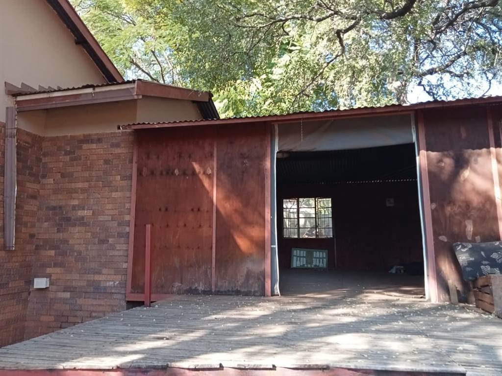 3 Bed House in Thabazimbi photo number 4