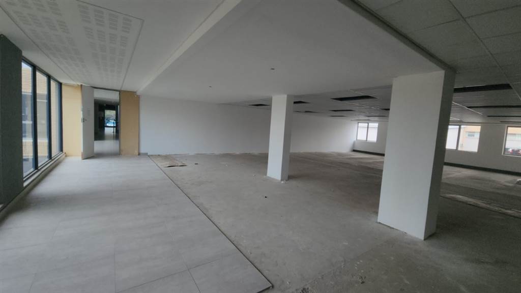 767  m² Commercial space in Hatfield photo number 14