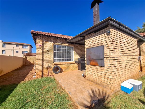 3 Bedroom House 3 Bedroom House