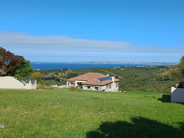 439 m² Land