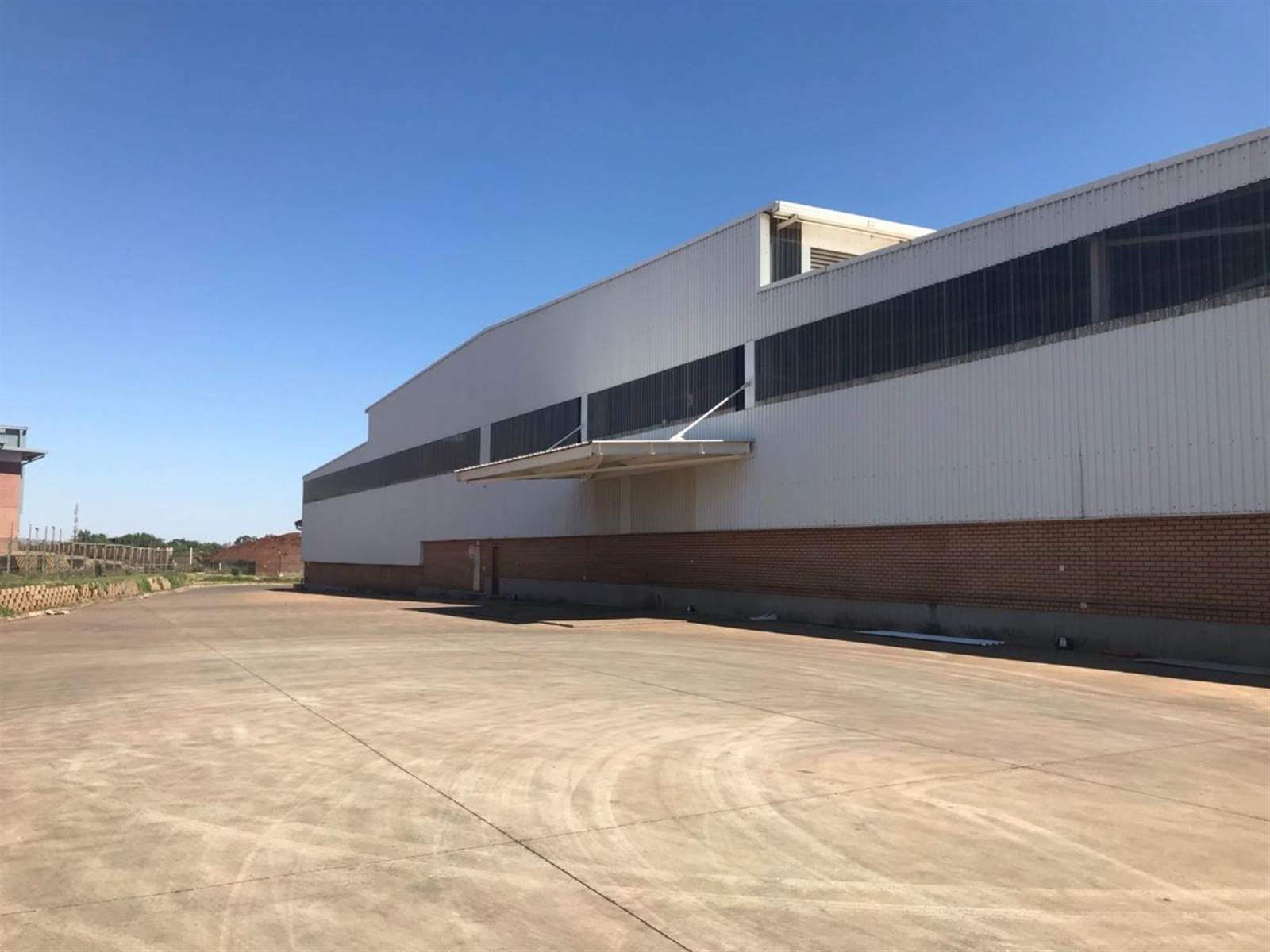 2700  m² Industrial space in Olifantsfontein photo number 25