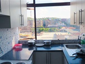 2 Bed Apartment in Sunnyside