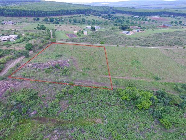 1.1 ha Land available in White River