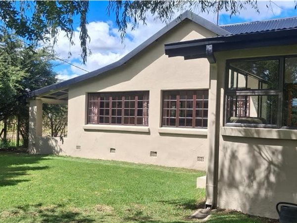 3 Bedroom House 3 Bedroom House