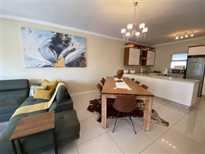 2 Bed Townhouse in Senderwood