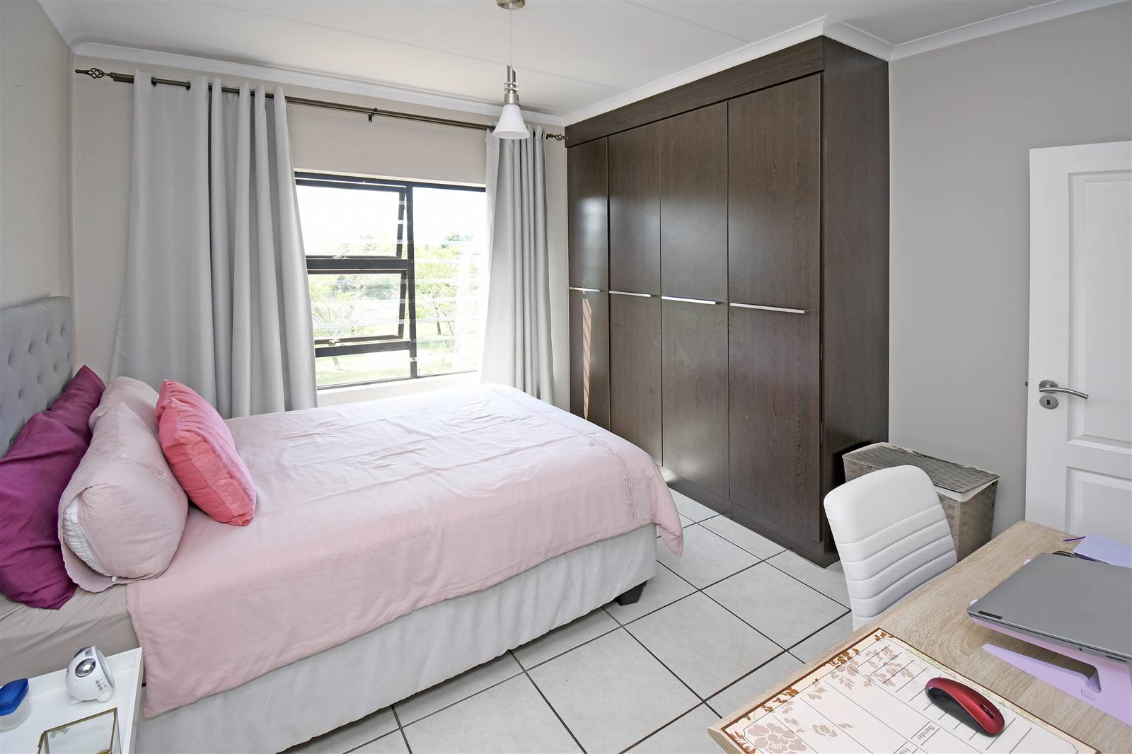 2 Bed Apartment in Noordhang photo number 15