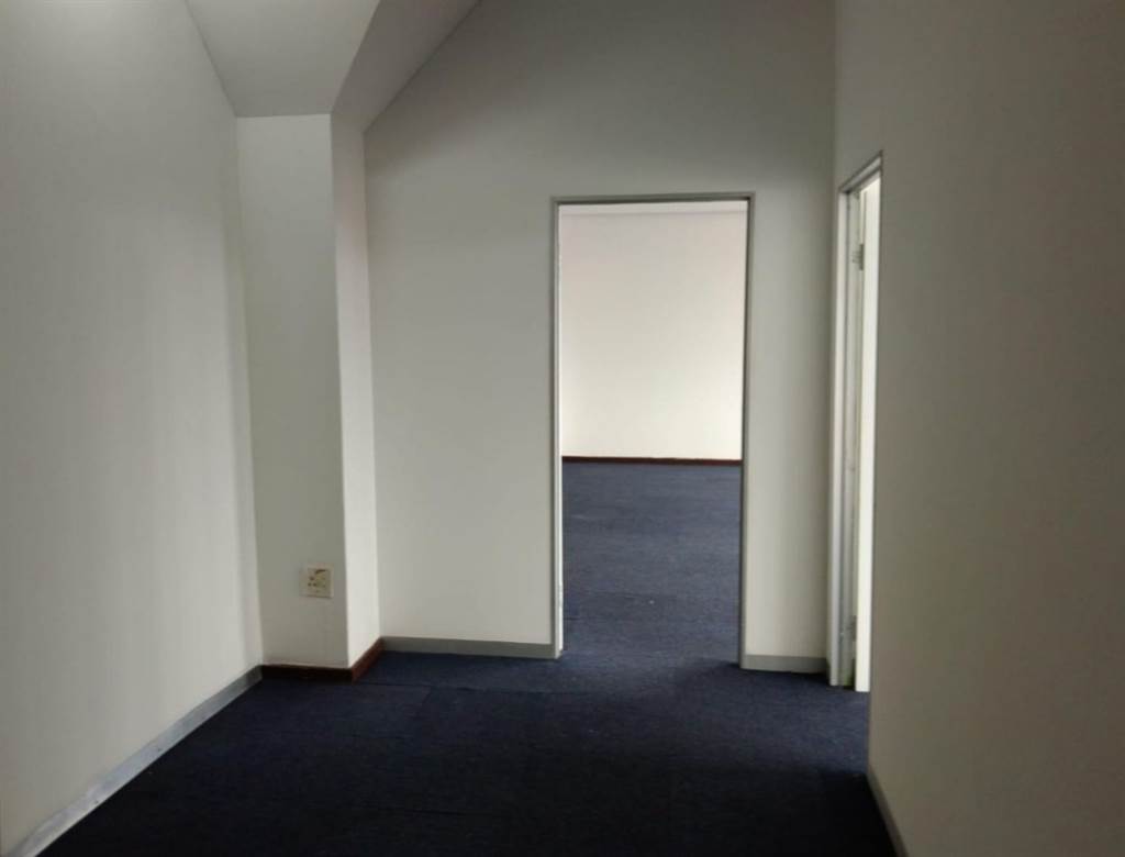 149  m² Office Space in Greyville photo number 6