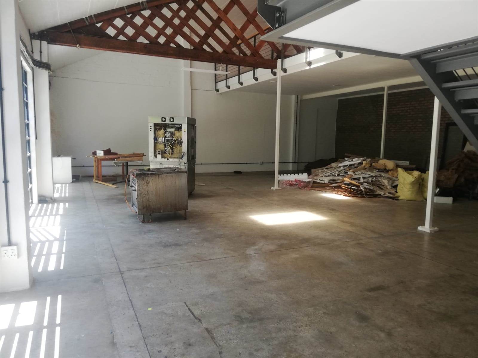 261  m² Commercial space in Salt River photo number 2