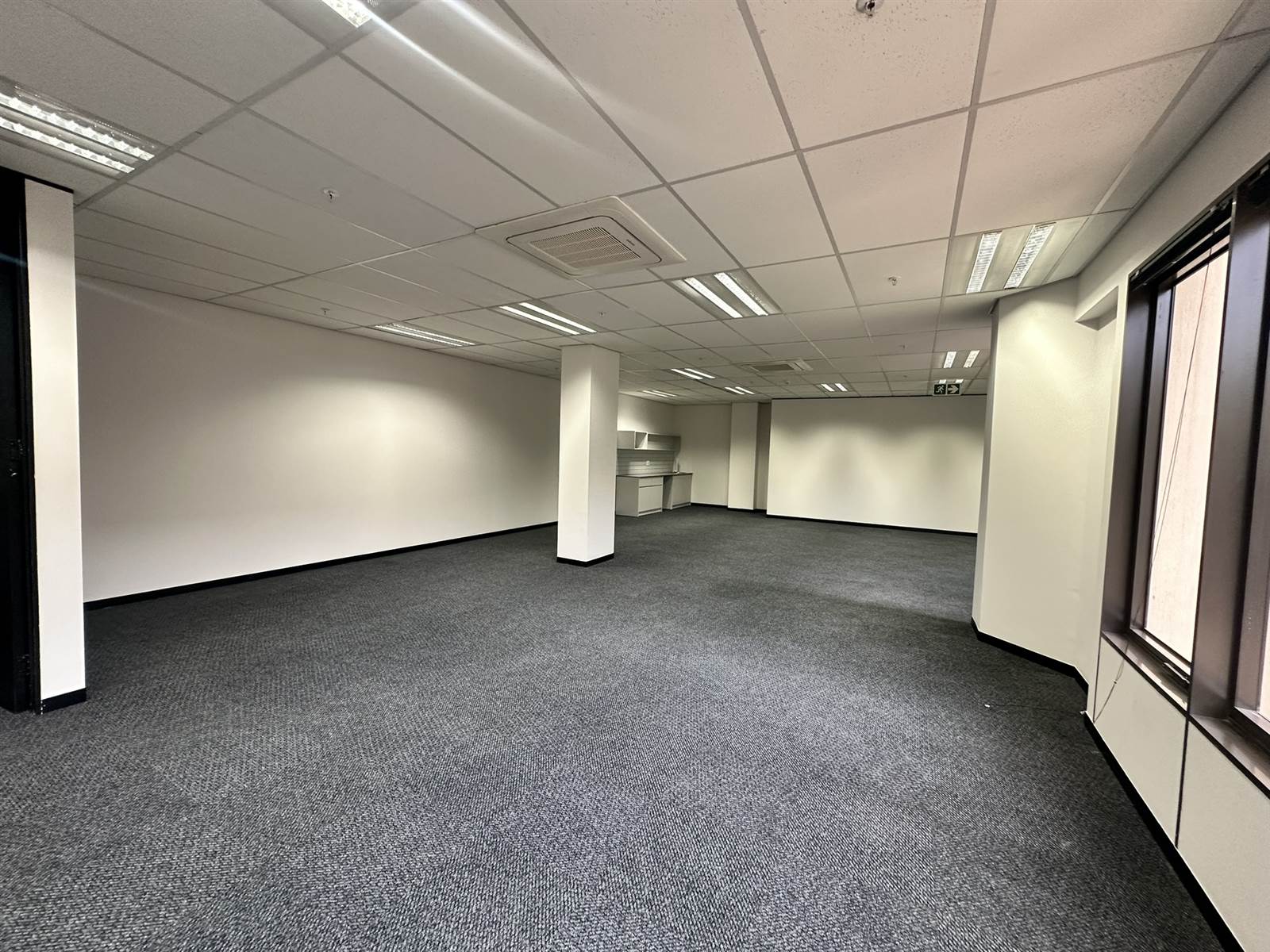 129  m² Commercial space in Parktown photo number 4