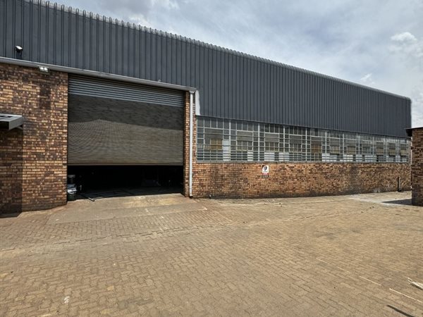 600  m² Industrial space