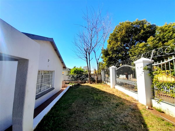 4 Bedroom House 4 Bedroom House