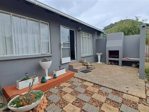 3 Bedroom Townhouse 3 Bedroom Townhouse