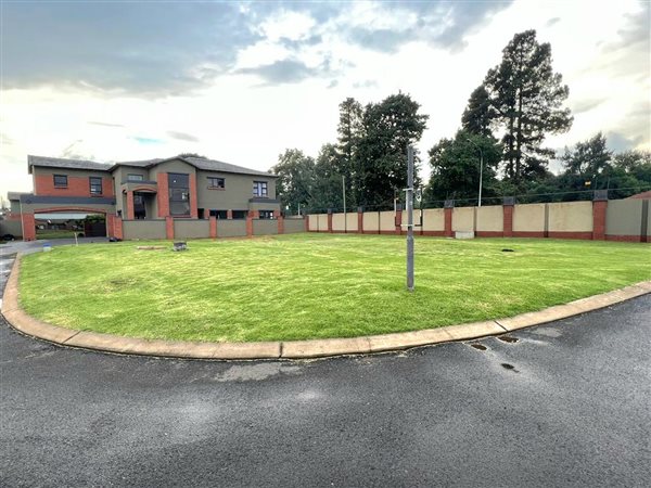 526 m² Land 526 m² Land