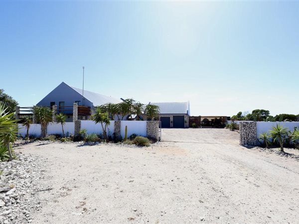 3 Bedroom House 3 Bedroom House
