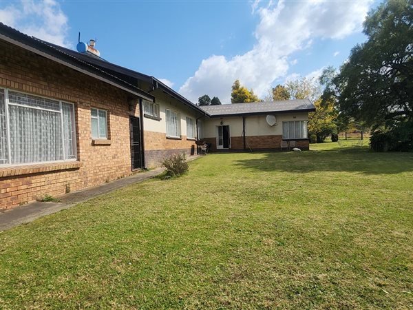 3 Bedroom House 3 Bedroom House