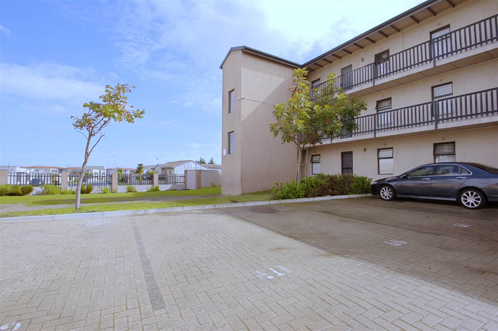 2 Bed Apartment in Parklands East photo number 13