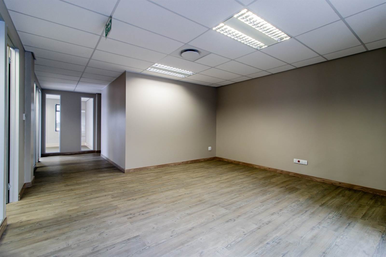 157  m² Office Space in Bedfordview photo number 4
