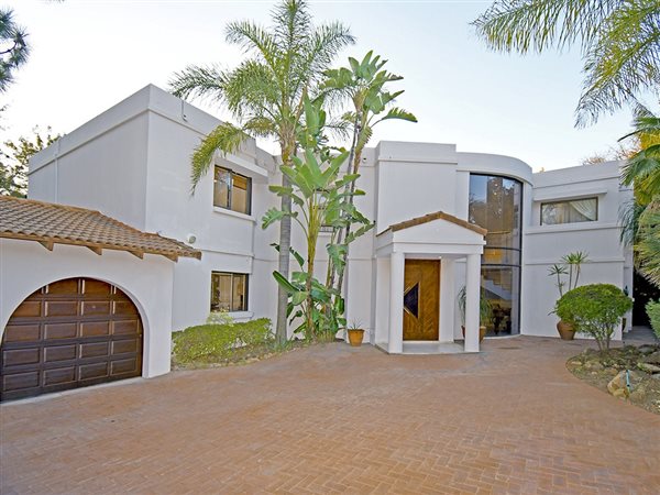 6 Bedroom House 6 Bedroom House