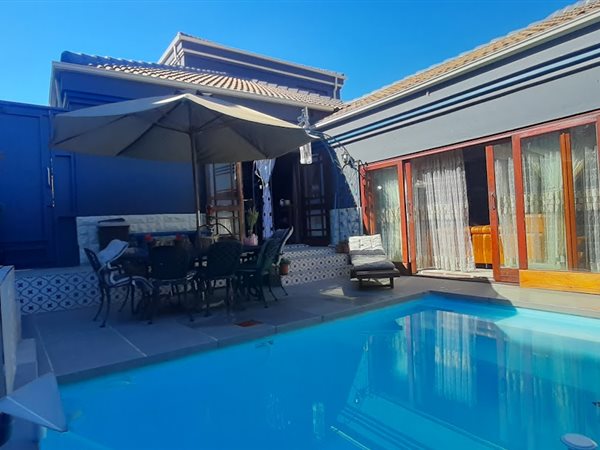 3 Bedroom House 3 Bedroom House