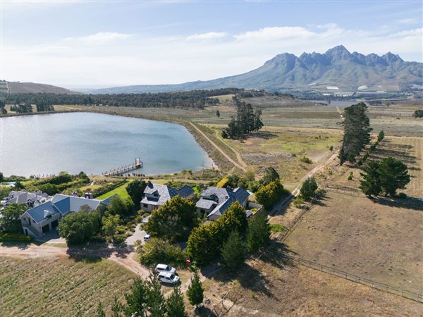 4 Bed House in Wedderwill Country Estate