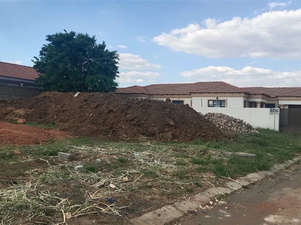 450 m² Land available in Mimosa Park