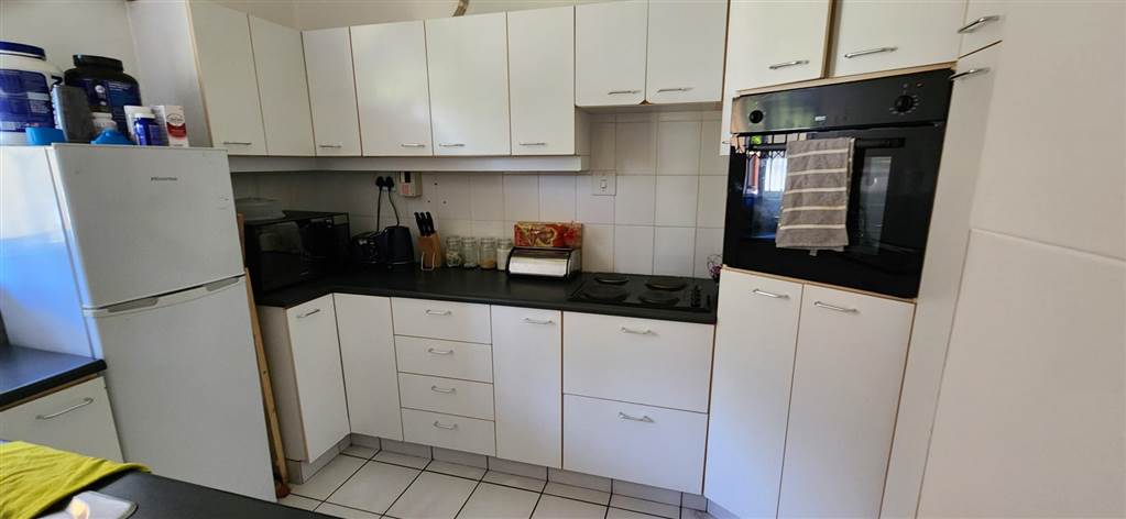 1 Bed Apartment in Musgrave photo number 3