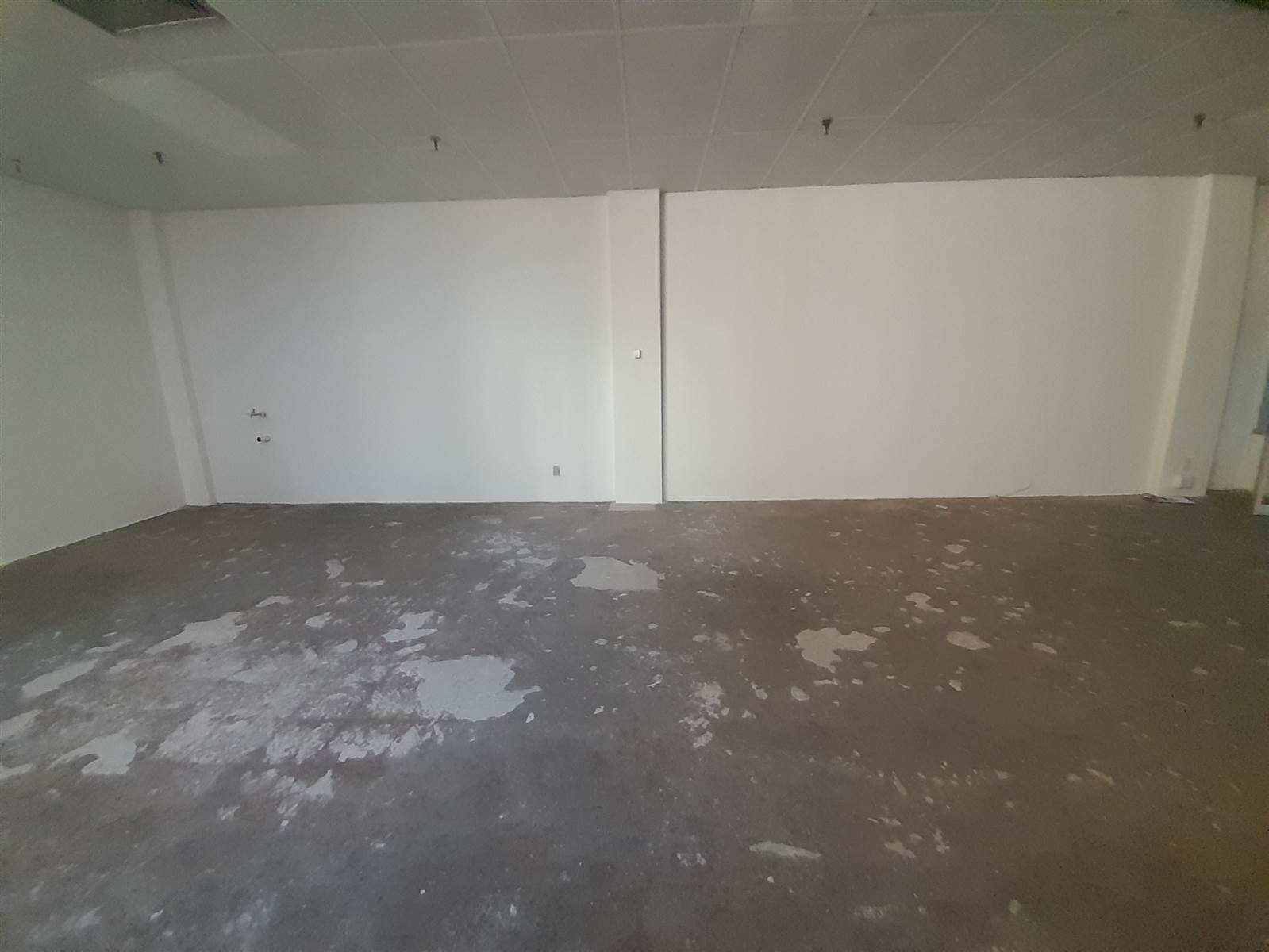 77  m² Commercial space in Durban CBD photo number 6