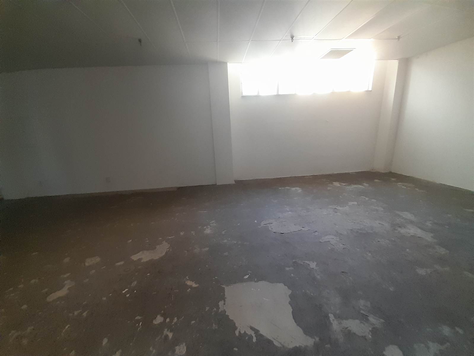 77  m² Commercial space in Durban CBD photo number 11