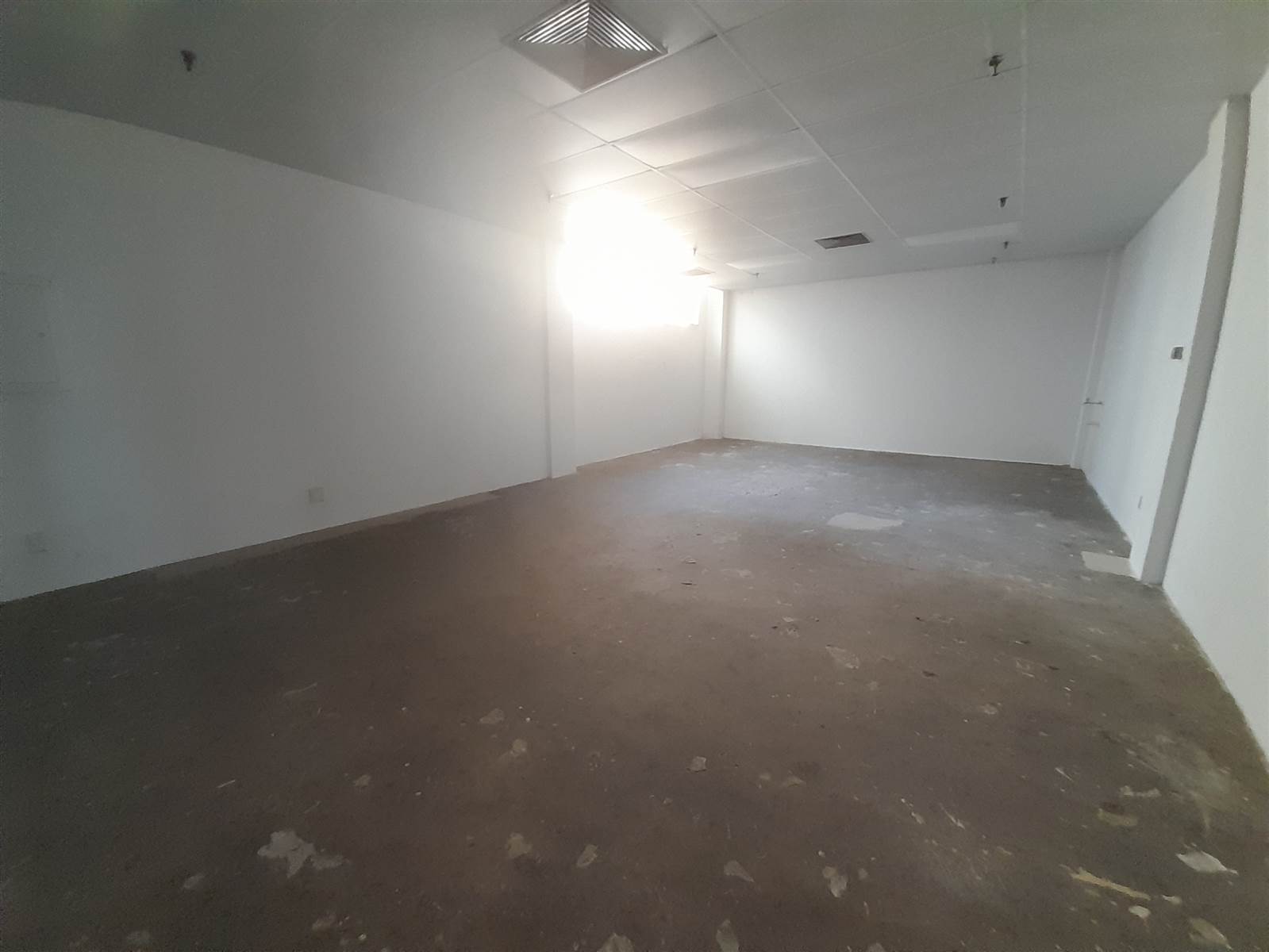 77  m² Commercial space in Durban CBD photo number 4