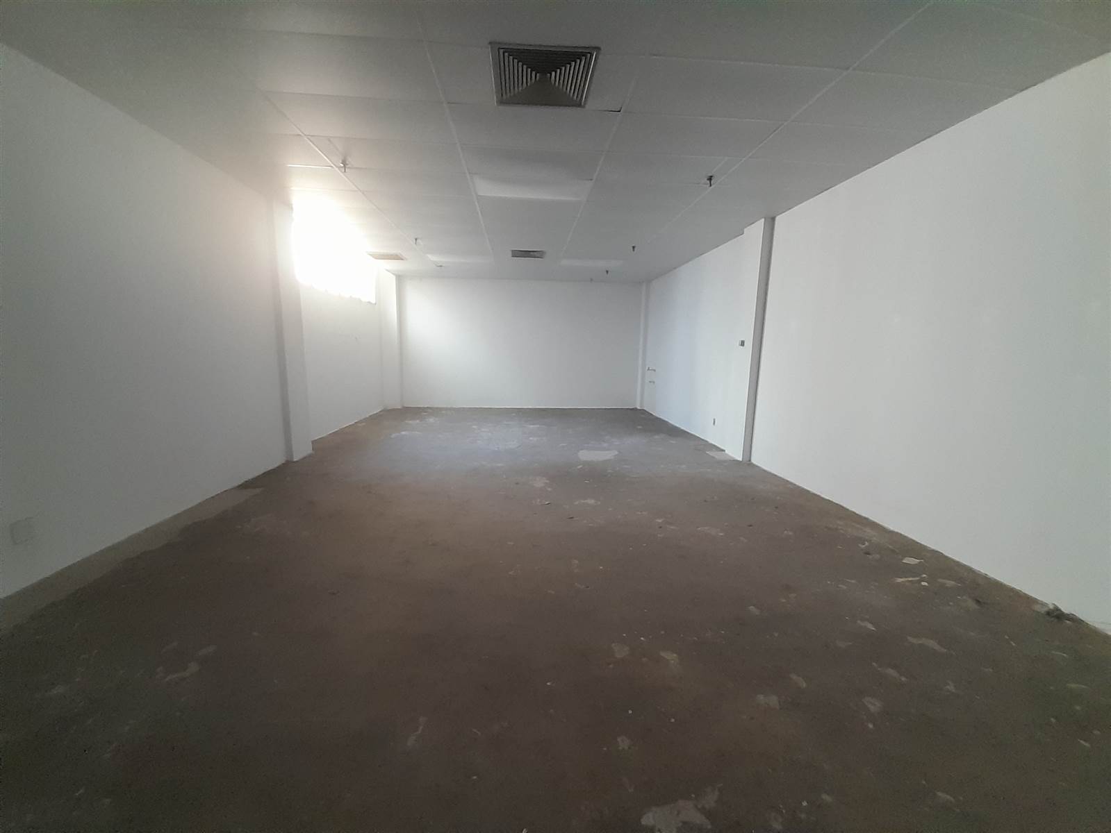 77  m² Commercial space in Durban CBD photo number 2