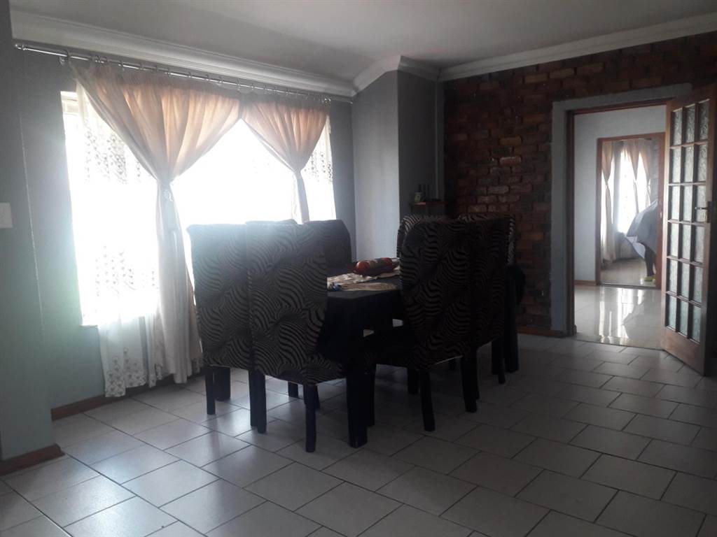 3 Bed House in Brakpan North photo number 19