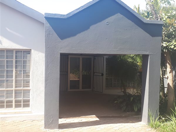 98  m² Commercial space in Nelspruit