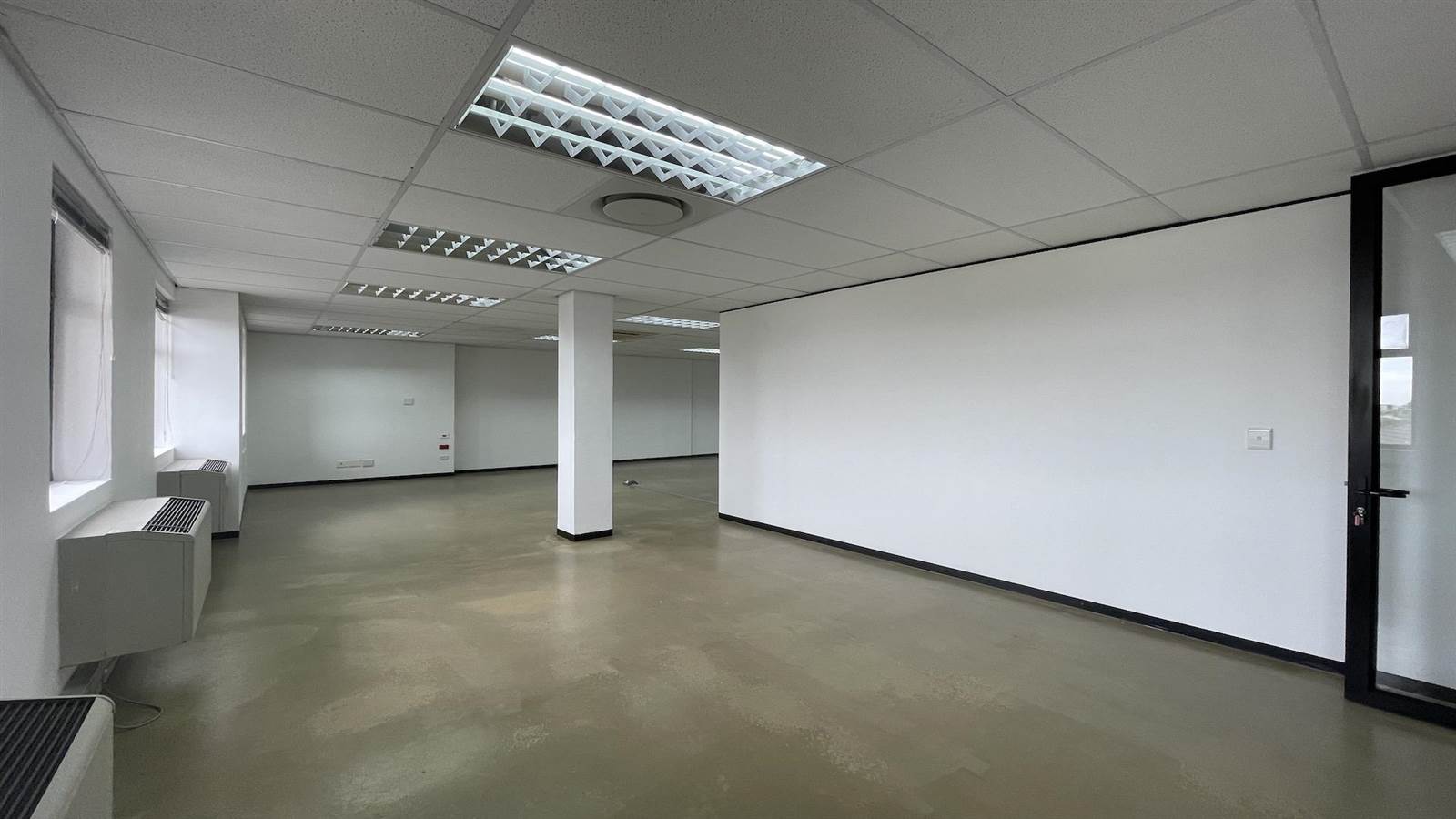 283  m² Commercial space in Tyger Valley photo number 18