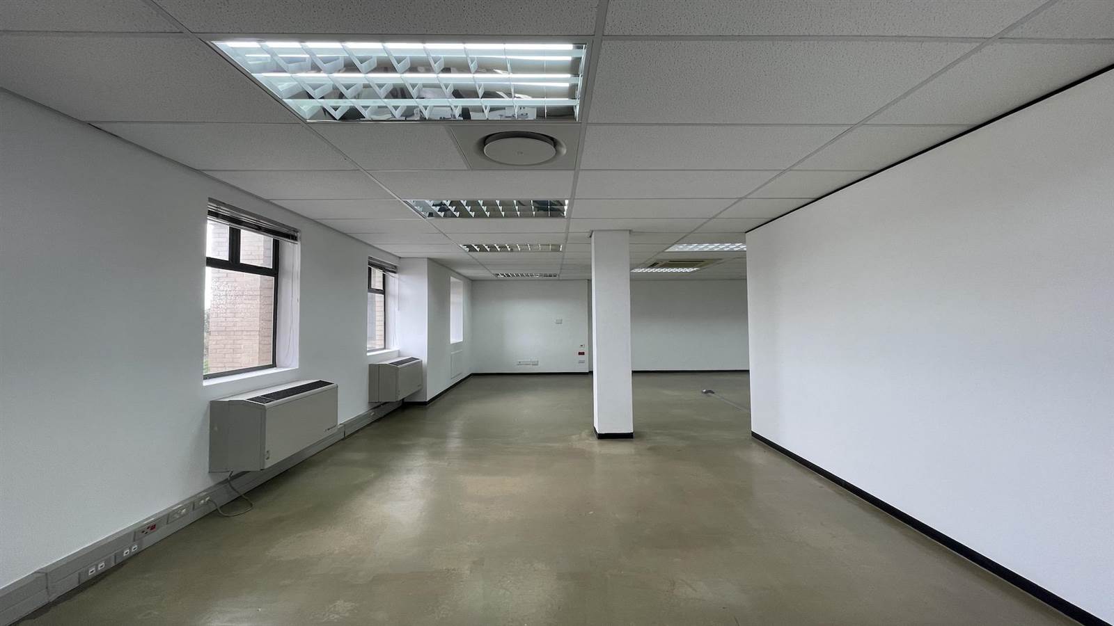 283  m² Commercial space in Tyger Valley photo number 19
