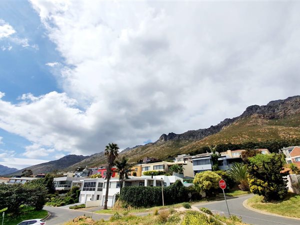 538 m² Land available in Mountainside