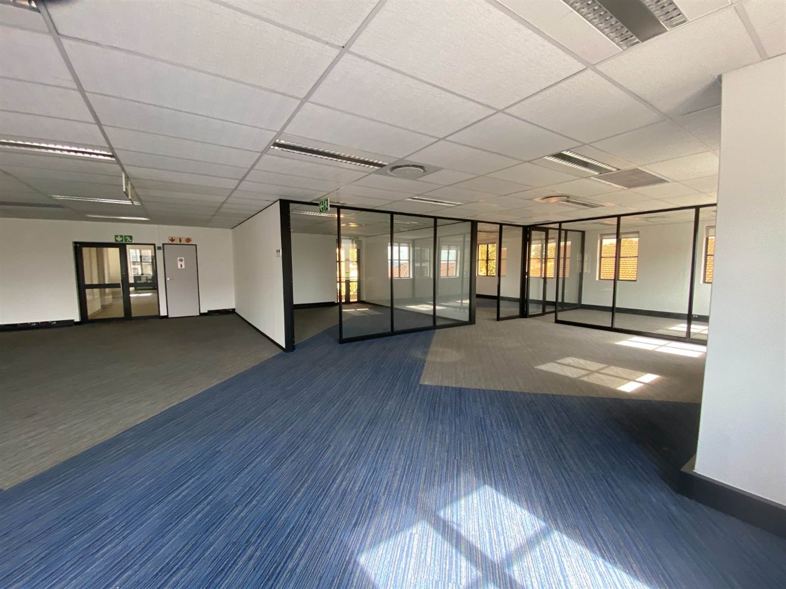 297  m² Commercial space in Rivonia photo number 6