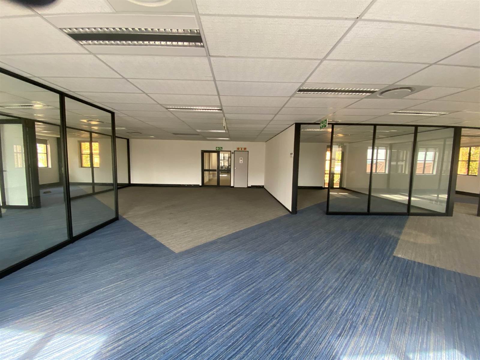 297  m² Commercial space in Rivonia photo number 5