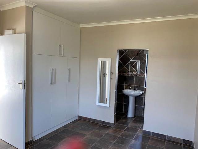 2 Bed Apartment in Gordons Bay Central photo number 13