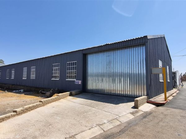 800  m² Industrial space