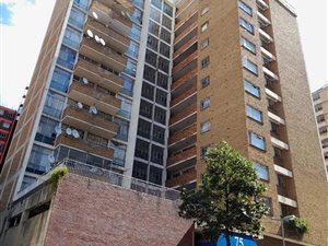 2 Bed Apartment in Hillbrow