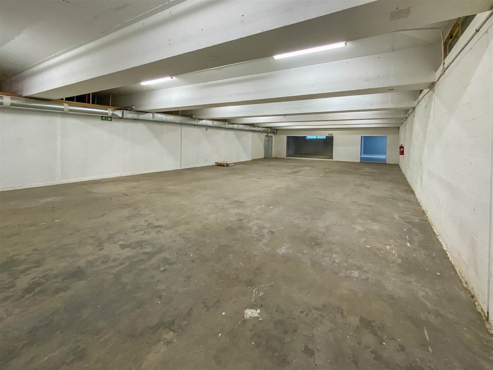 1500  m² Commercial space in Woodstock photo number 12