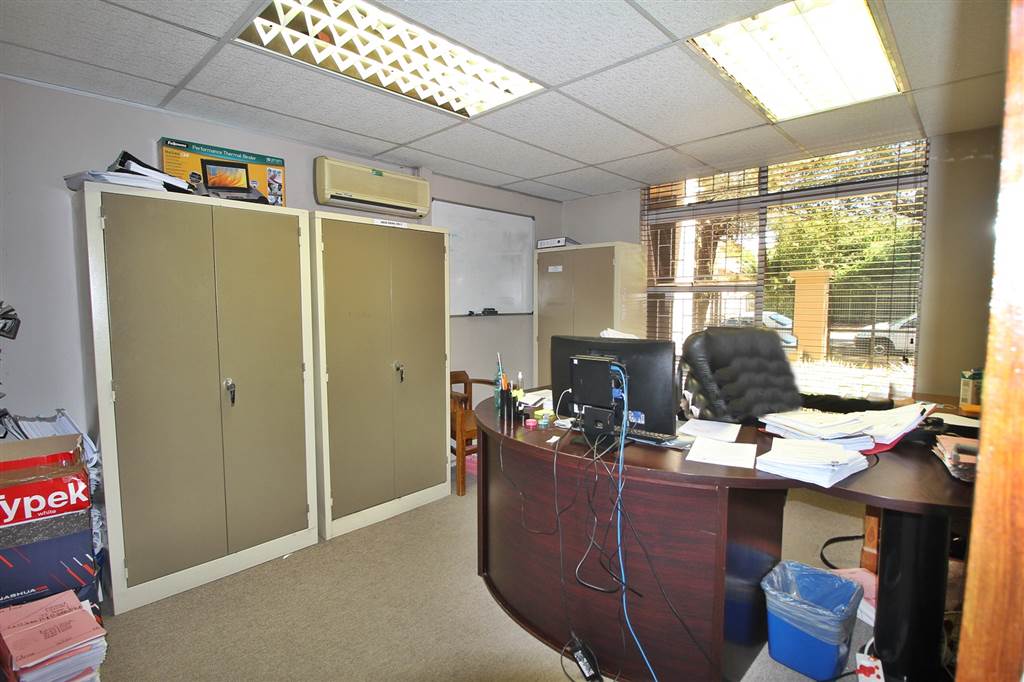 1250  m² Commercial space in Westdene photo number 24