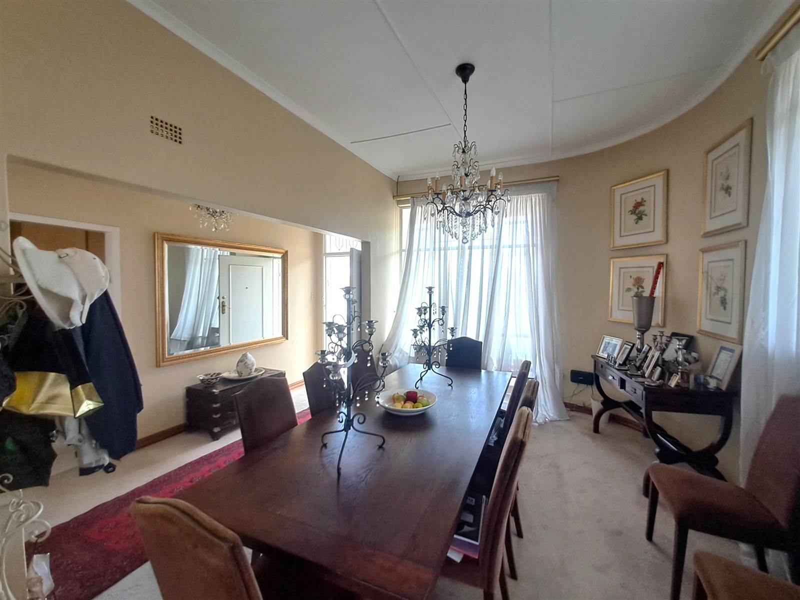 2 Bed Apartment in Hurlingham photo number 5