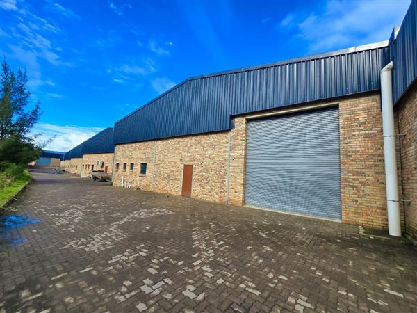 691 m² Industrial space 691 m² Industrial space