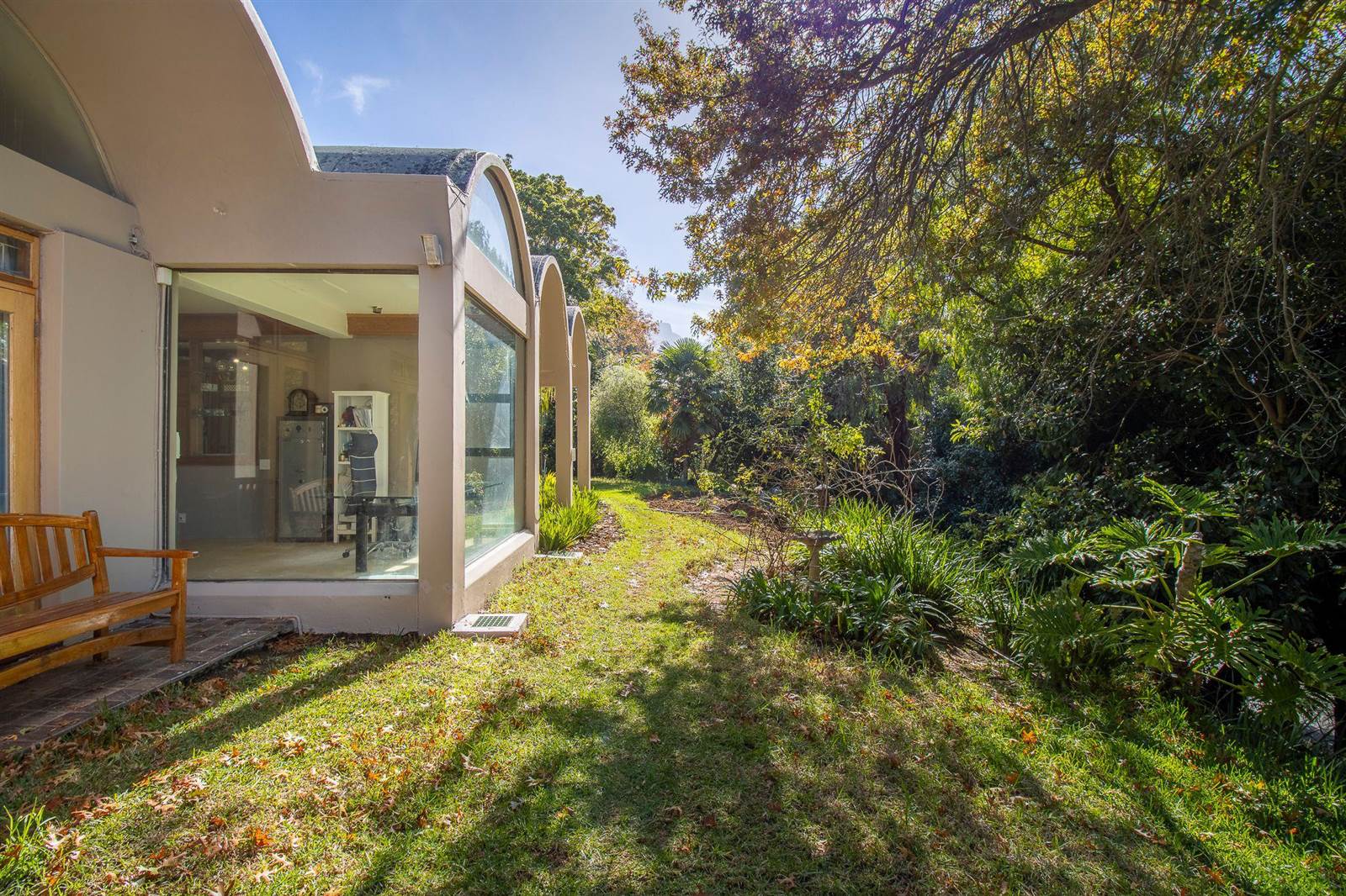 4 Bed House in Upper Constantia photo number 27