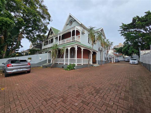 779 m² Commercial space 779 m² Commercial space